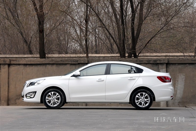 2014款 1.6L 手動(dòng)舒適型