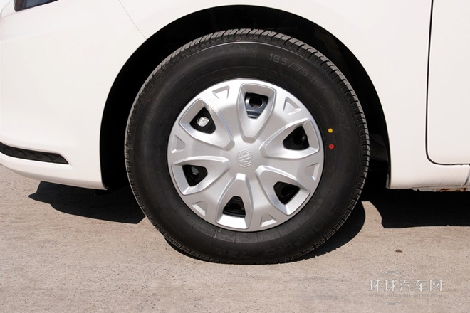 2014款 1.3L 手動舒適版