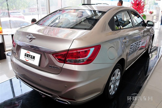 2014款 1.6L 手動(dòng)精英型