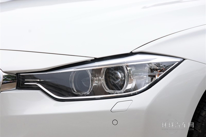 2014款 328i xDrive運(yùn)動(dòng)設(shè)計(jì)套裝