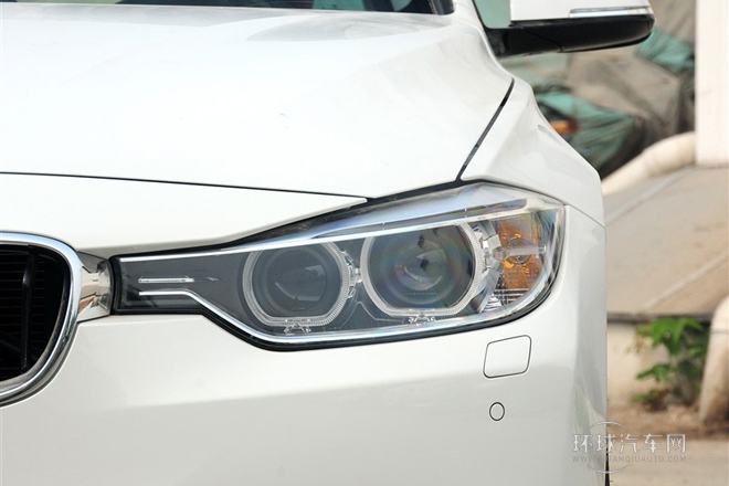 2014款 328i 運(yùn)動(dòng)設(shè)計(jì)套裝