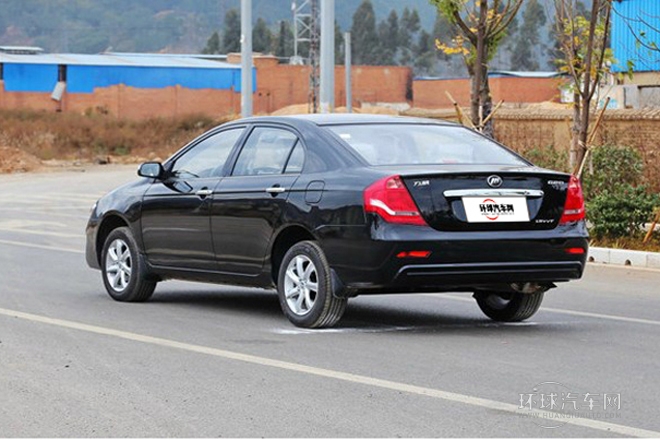 2014款 1.5L 手動旗艦型