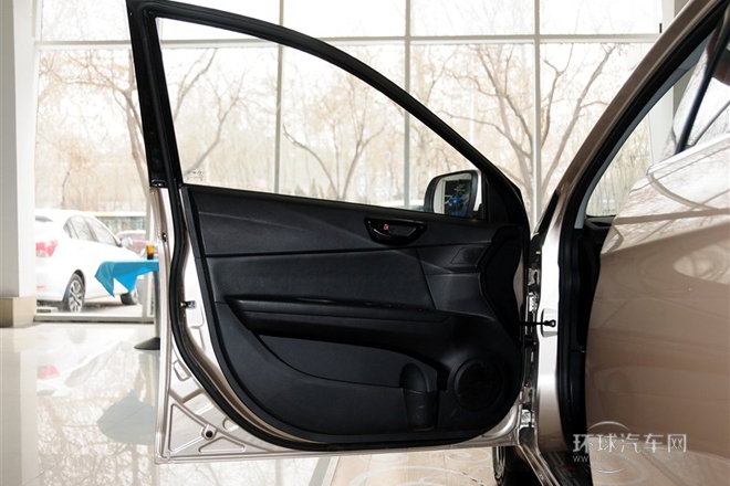 2014款 1.5T 手動銳控版