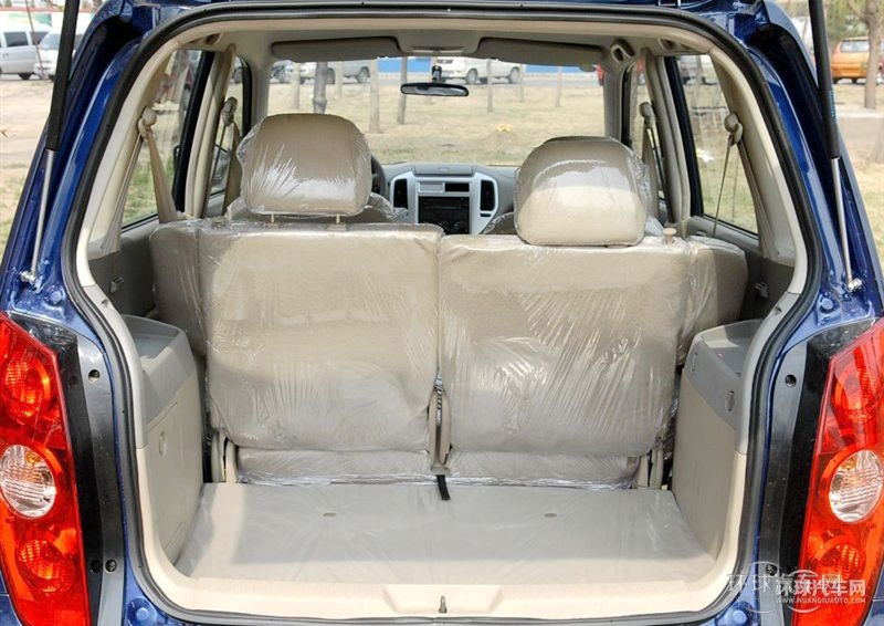 2009款 1.5L 手動舒適型