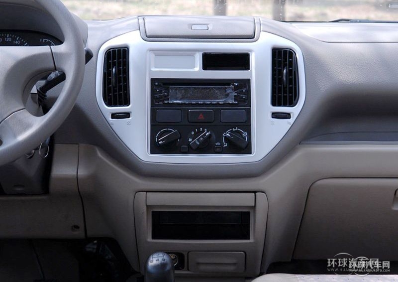 2009款 1.5L 手動舒適型