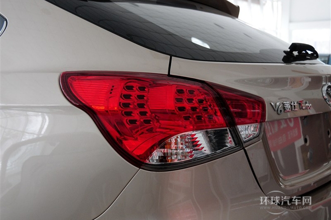 2014款 1.5T 手動(dòng)銳控版