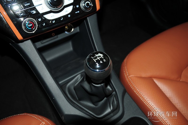 2014款 1.5L 手動(dòng)豪華女性版