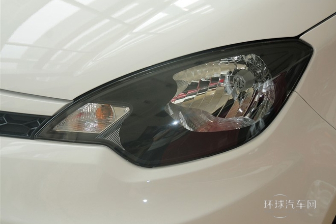 2014款 1.5L 手動(dòng)精英版