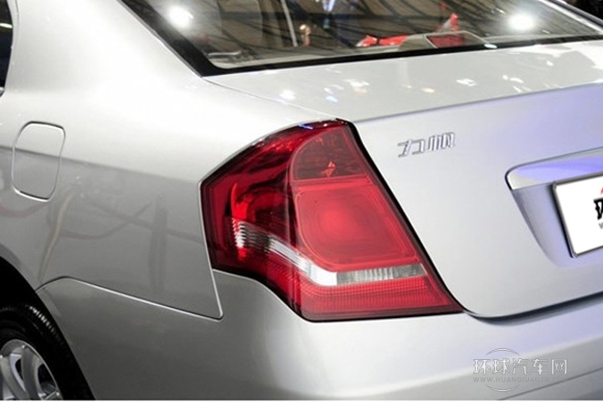 2014款 1.5L CVT豪華型VVT