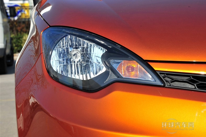 2014款 1.5L 自動豪華版