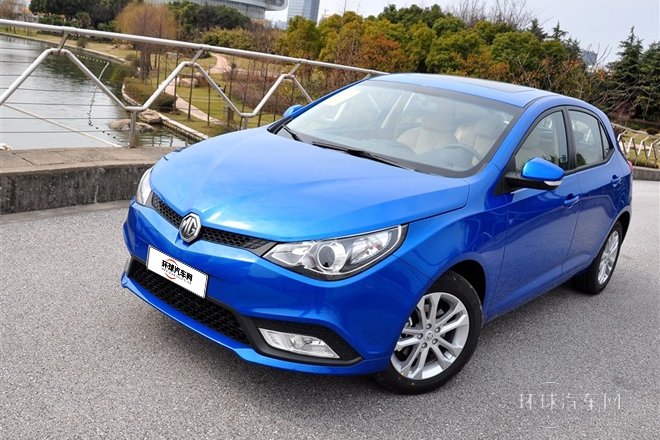 2012款 1.5L 手動(dòng)風(fēng)尚版