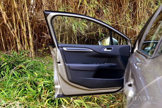 2013款 1.6THP 自動勁享版