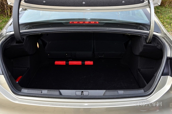 2013款 1.6THP 自動勁享版