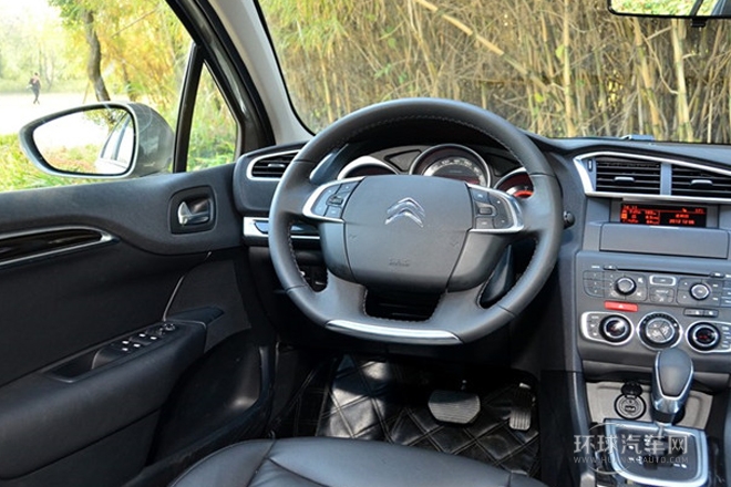 2013款 1.6THP 自動勁享版