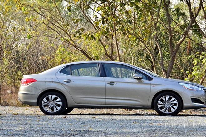 2013款 1.6THP 自動(dòng)勁享版