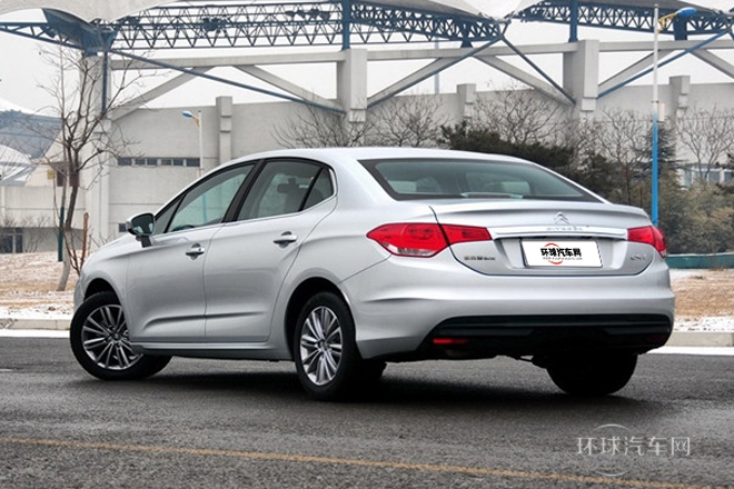 2013款 1.6L 手動勁智版