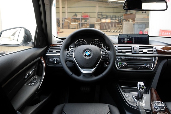 2014款 328Li 豪華設(shè)計套裝