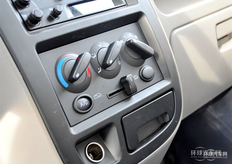 2011款 1.5L尊享型 國IV