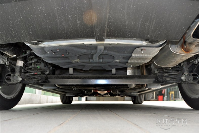 2012款 1.5L 自動(dòng)領(lǐng)航版