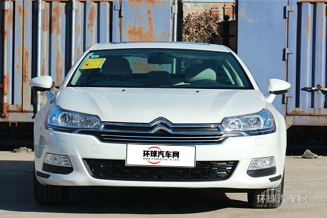 2013款 2.0L 手動舒適型