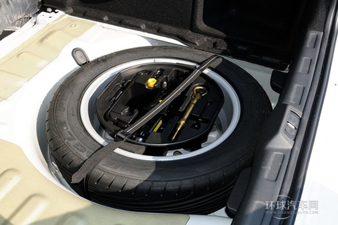 2013款 2.3L 自動尊馭型