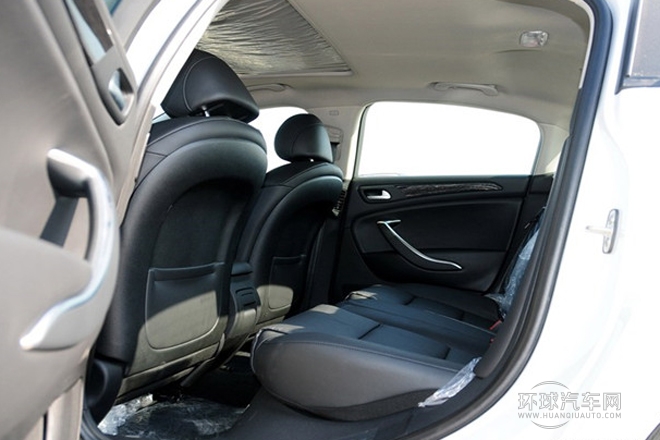 2013款 2.3L 自動尊馭型