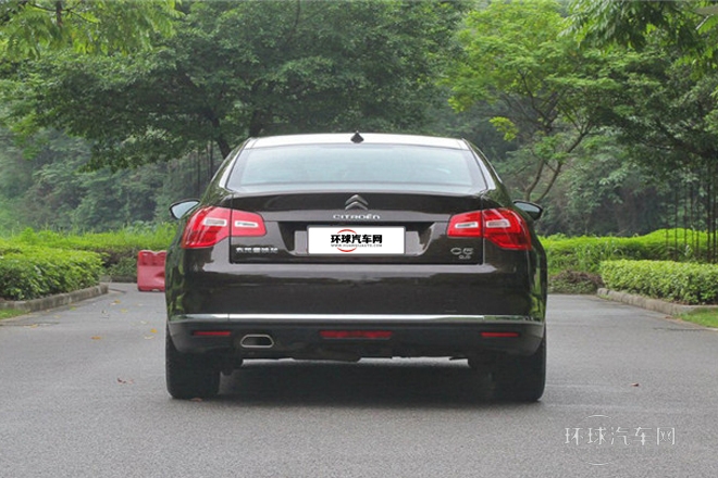 2013款 2.3L 自動尊貴型