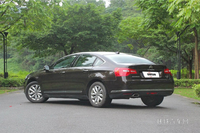 2013款 2.3L 自動尊貴型