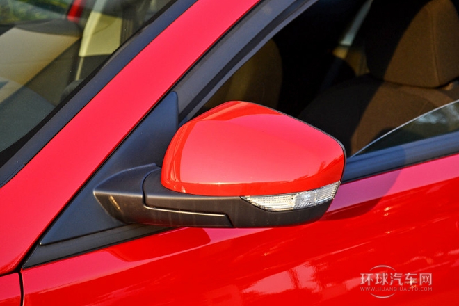 2013款 三廂 1.8L 手動(dòng)超值版