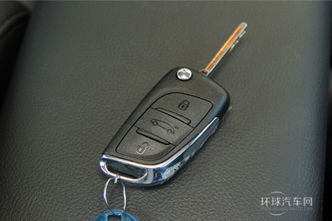 2013款 2.3L 自動豪華型