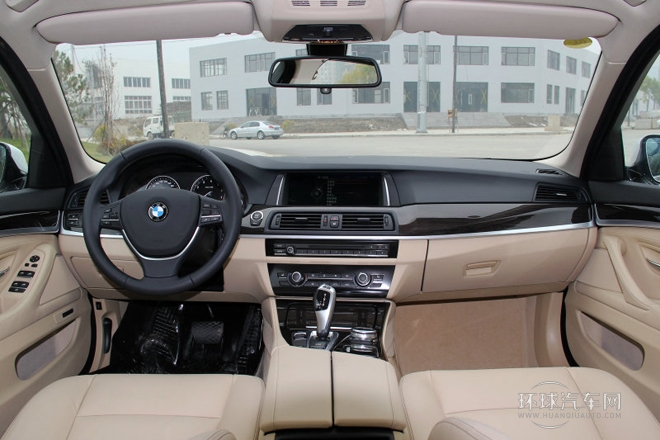 2014款 525Li 豪華設(shè)計(jì)套裝