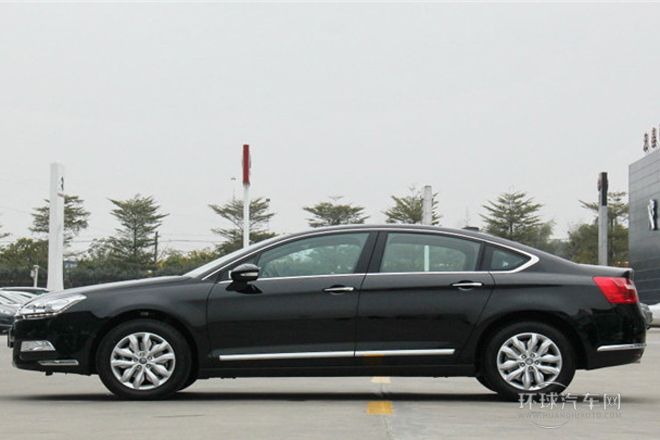 2013款 2.3L 自動豪華型