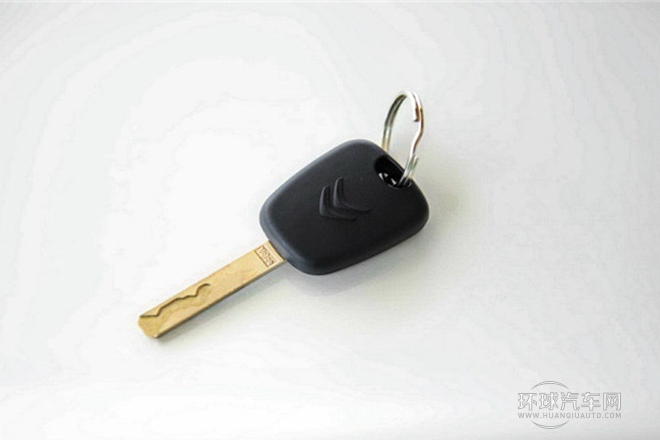 2014款 VTS版 2.0L 自動品悅型