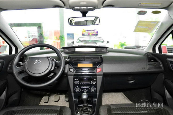 2014款 VTS版 2.0L 自動品悅型