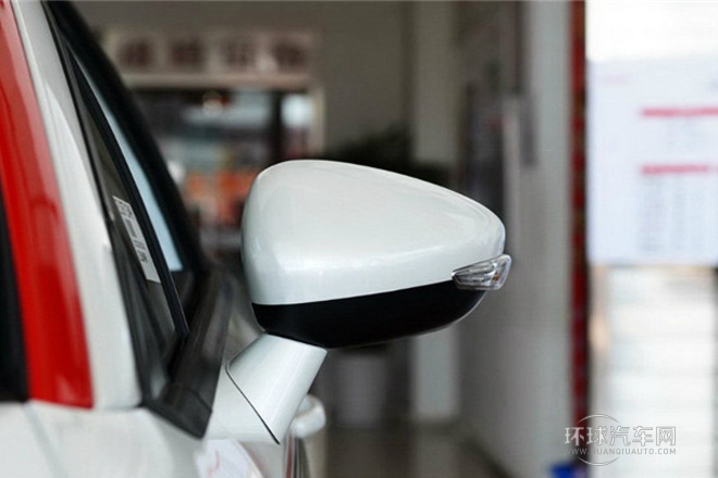 2014款 VTS版 2.0L 自動品悅型