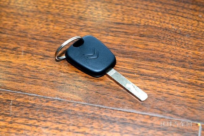 2014款 VTS版 2.0L 手動品悅型