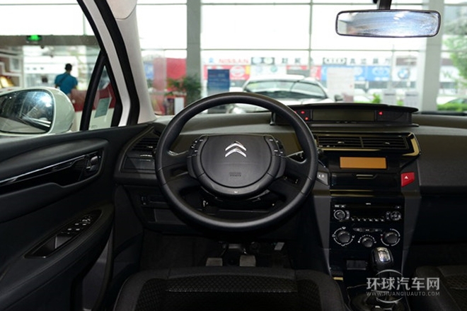 2014款 VTS版 2.0L 手動品悅型