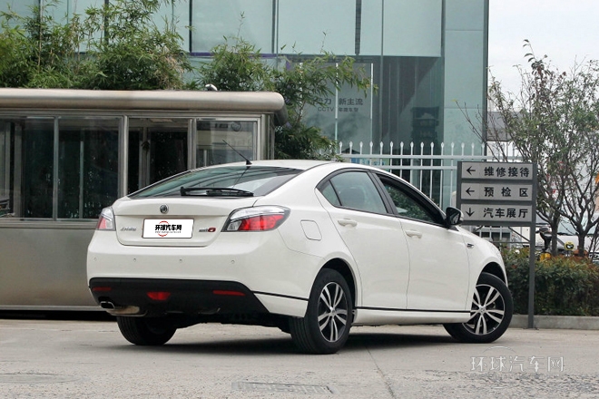 2013款 掀背 1.8L 手動駕值版