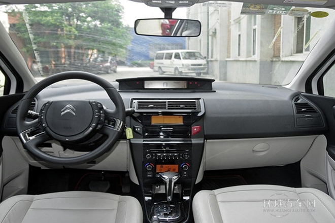 2014款 VTS版 1.6L 自動品享型