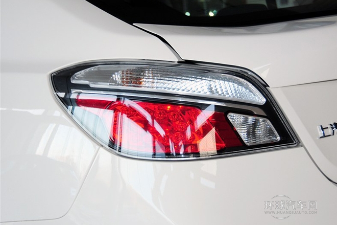 2013款 掀背 1.8L 自動駕值版