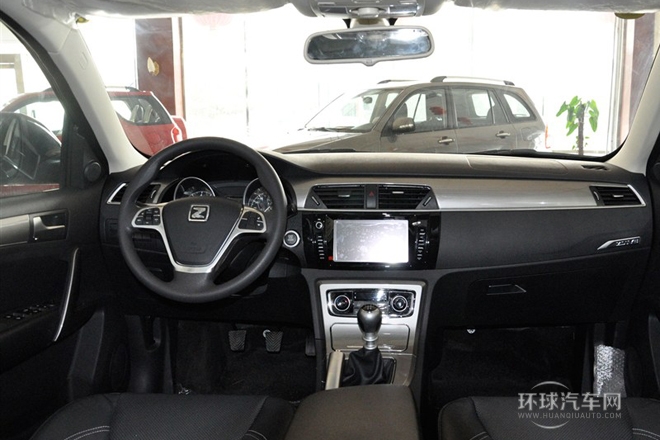 2014款 2.0T 手動尊貴型