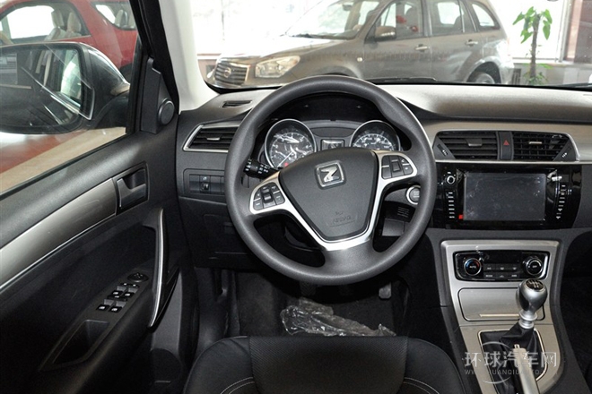 2014款 2.0T 手動尊貴型