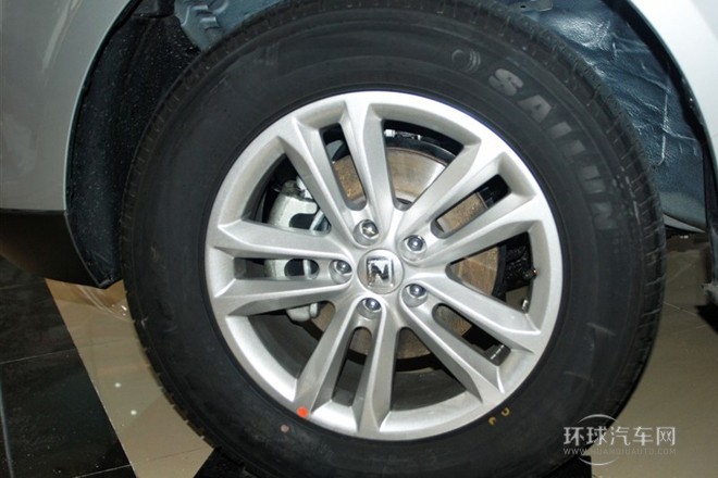 2014款 2.0T 手動尊貴型