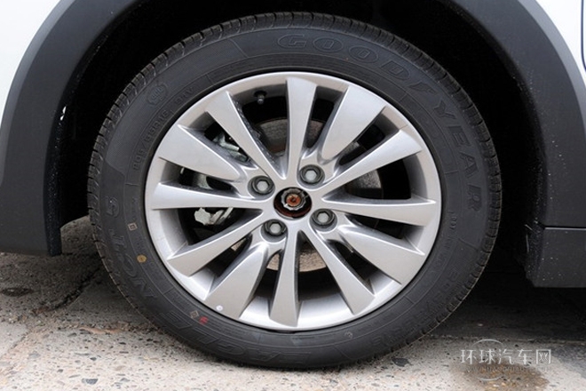 2013款 改款 CROSS 1.6L 自動