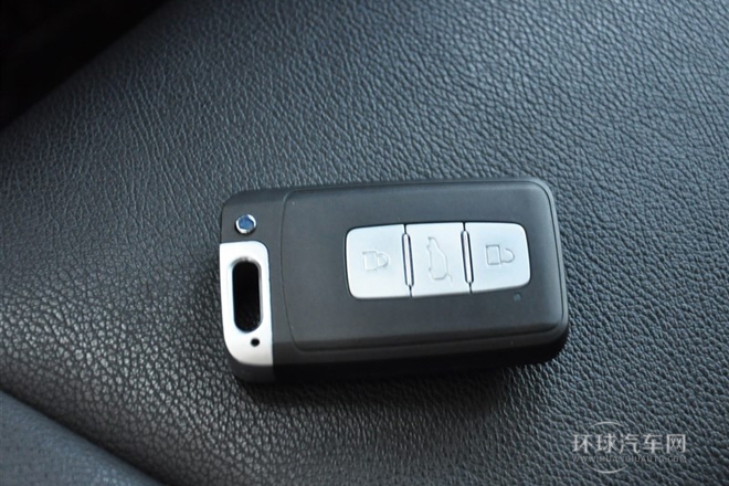 2014款 2.0T 自動豪華型