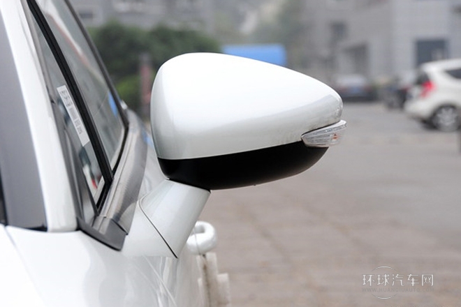 2013款 改款 CROSS 1.6L 自動(dòng)