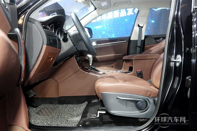 2014款 2.0T 自動尊貴型