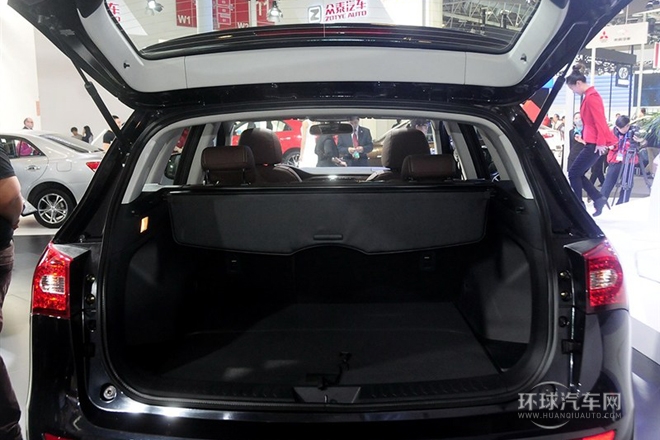 2014款 2.0T 自動尊貴型