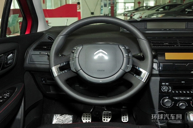 2013款 改款 CROSS 1.6L 手動