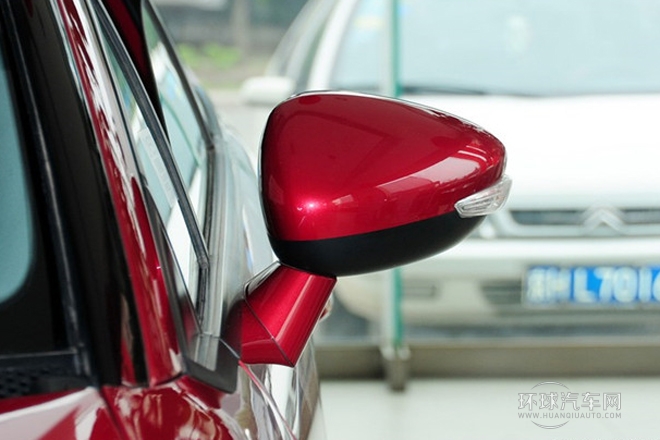 2013款 改款 CROSS 1.6L 手動